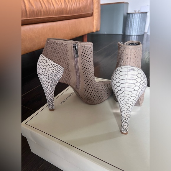 BCBG Maxazria suede ankle boot with snakeskin print heel - Picture 3 of 6